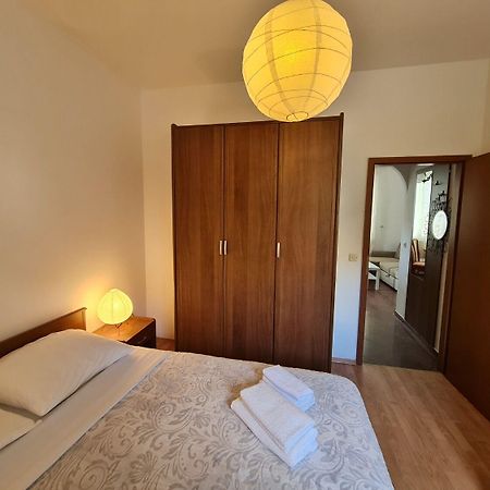 Apartments Dami - 100M From The Sea Orebic Ngoại thất bức ảnh